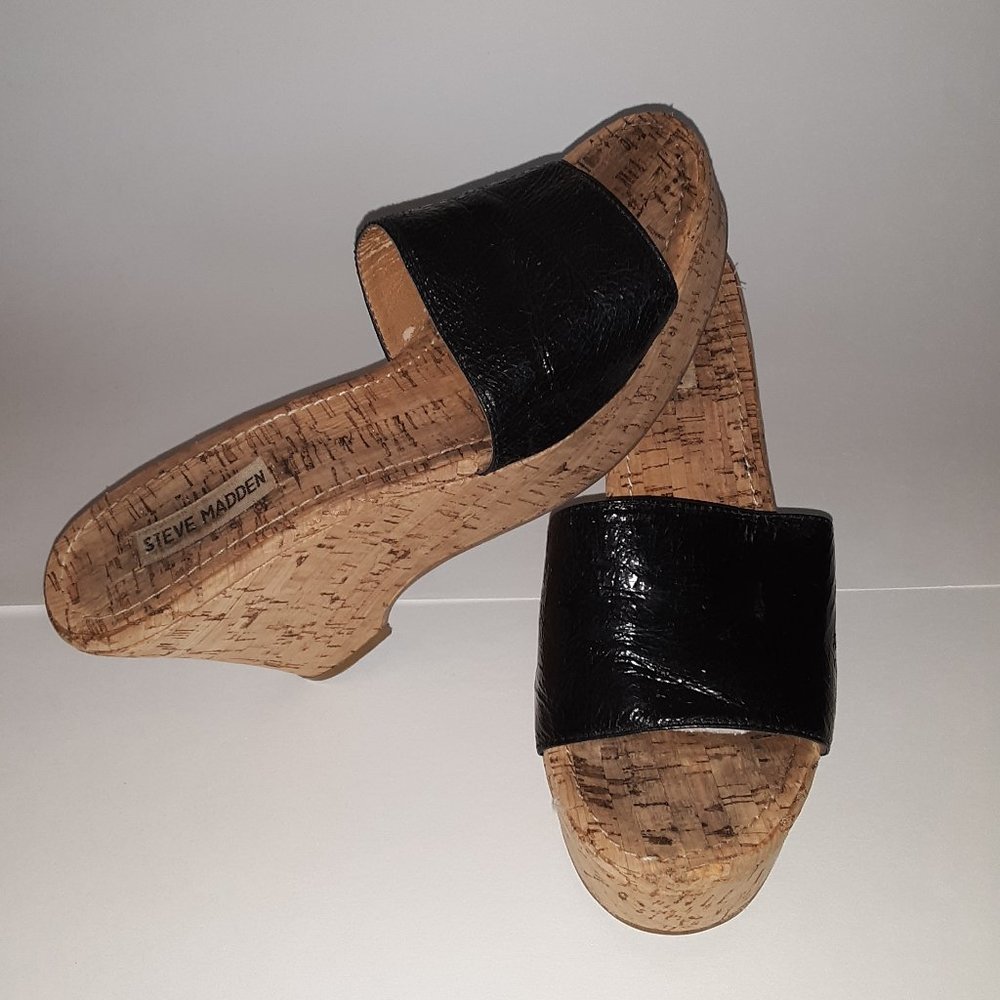 Steve Madden Black Surg Cork Wedges Size 9M